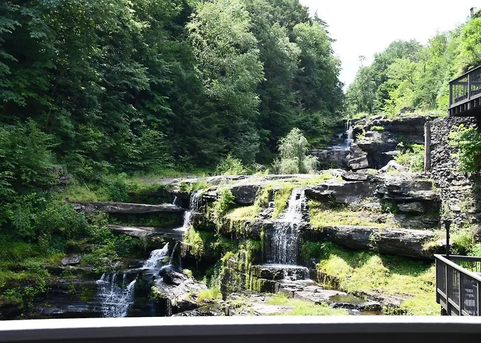 Ledges Hotel
